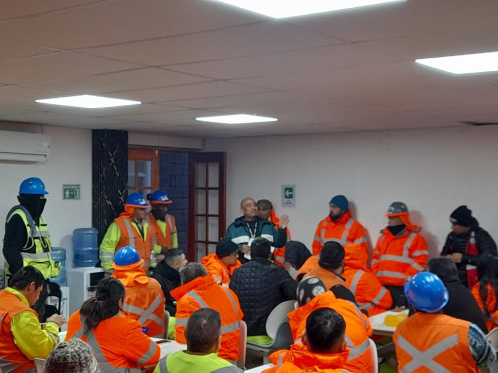 SINTEC firma instrumento colectivo de trabajo en Proyecto Ferroviario Santiago-Batuco